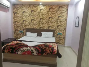 Hotel Regal Heights - Zimmer