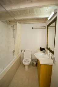 Evkarpos Country House - Bathroom