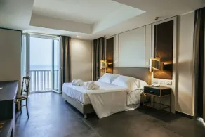Hotel Palace - Chambre