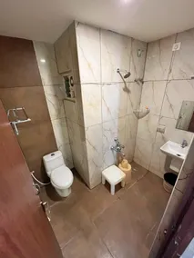 Velan Temple View - Bathroom