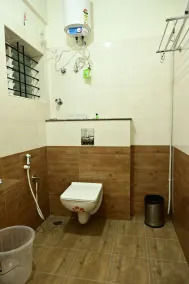 KK Comforts - Bathroom