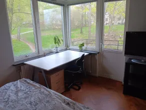 Room in apartment within walking distance to Avenyn etc - Værelse