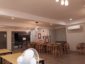 Hotel Townhouse at Udaipur City Railway Station - Restaurant