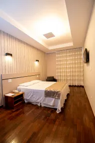 Serrano Residencial Hotel - Room