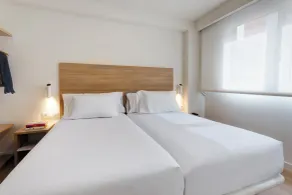 Sercotel Logroño Suites - Værelse