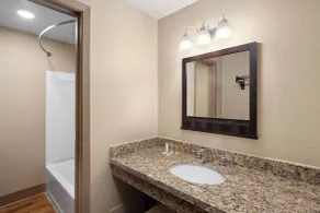 Super 8 by Wyndham Fallon - Salle de bain
