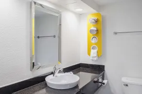 Motel 6-Brockton, MA - Salle de bain