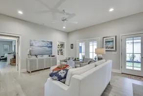 Beautiful Garden Villa With Golf Cart Option - Parte interna