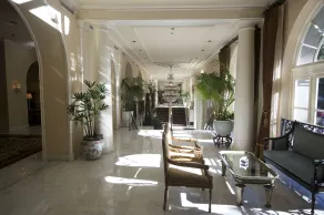 Omni Royal Orleans Hotel - Interior entrance