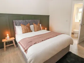 Curhoor - Habitación