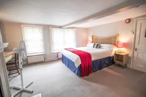 Tower House Guest House - Quarto