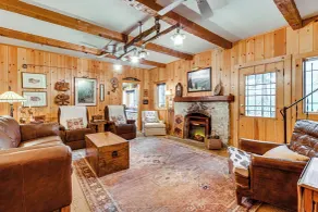 Gateway to Sequoia Natl! Rustic Cabin w/ Patio - Innvendig