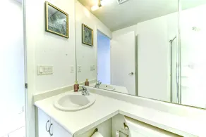 The Ivory Hotel and Suites - Baño