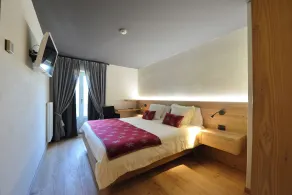 La Madonnina Del Gran Paradiso Wellness Hotel - Værelse