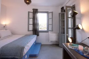 Adelante 88 - Room