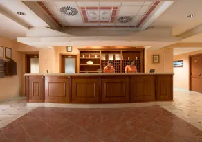 Madama club village - Reception