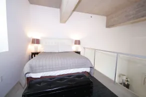 Downtown Loft Style Condo Heated Parking - Room