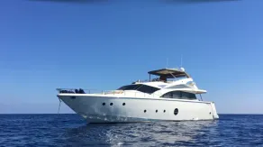 Italy Luxury Yacht Charter - Rum