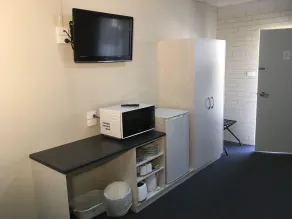 Atlas Motel - Room
