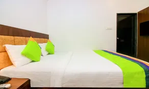 Treebo Arvind Residency - Room