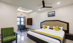 Itsy Hotels Regalia Grand, 500 Mtrs From Madikeri Fort - Room