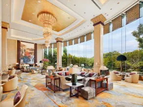 Pudong Shangri-La Shanghai - Lobby