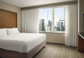 Embassy Suites by Hilton Chicago Downtown Magnificent Mile - Chambre
