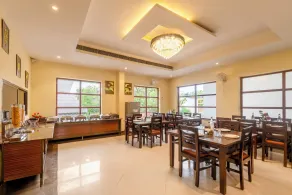 Treebo Little Budhha - Ristorante