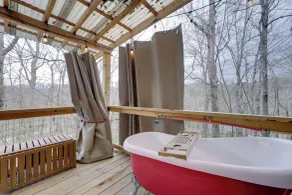Creek Views & Soaking Tub! Smoky Mtn Cabin - Interiør