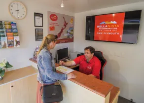  Bella Vista Gisborne - Recepción