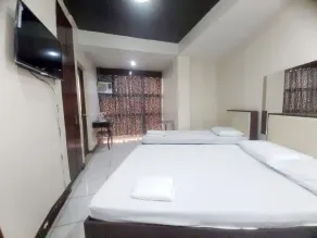 RedDoorz at Cosmo Hotel Vicente Cruz Sampaloc Manila - Zimmer
