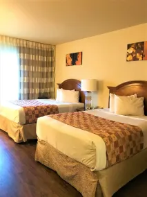 Ramada Downtown by Wyndham Anchorage - Room