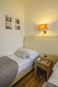 Hotel Alexander - Room