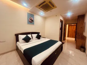 Hotel Lagoona and Banquet Hall - Room