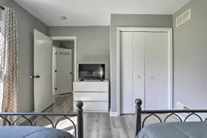 Scotron Home W/game Room - 5 Miles to Skiing! - Rum