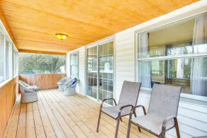 Cozy Cottage w/ Deck: Walk to Lake of the Ozarks! - Innenbereich