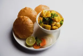 Super Collection O Raja Bazar Bailey Road - Restaurant