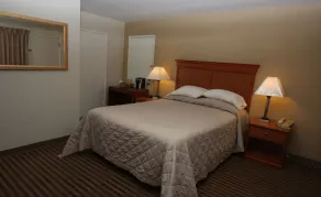 Redwood Inn - Chambre