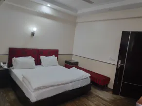 Aadhar Hotel - Chambre