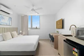 Lowanna Beach Resort Kawana - Zimmer