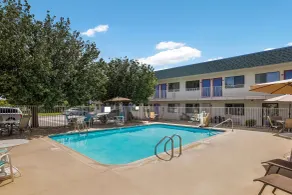 Knights Inn Sierra Vista / East Fry - Piscine