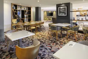 Holiday Inn Reading South M4 Jct 11 by IHG - Restaurant