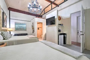 Laredo Vacation Rental - Minutes From Attractions! - Room