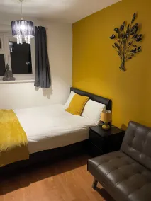 Bentley House - Room