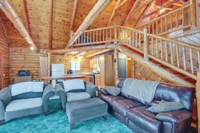 Rhinelander Waterfront Cabin w/ Deck & Fire Pit! - Innvendig