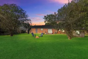 Pace Family Home: 1 Mi to Beach & Park! - Interior