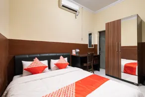 RedDoorz near Danurejan Malioboro - Zimmer