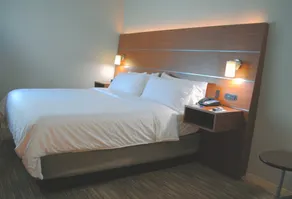 Holiday Inn Express & Suites - Columbia City by IHG - Habitación