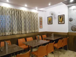 Hotel Aditya - Restaurang