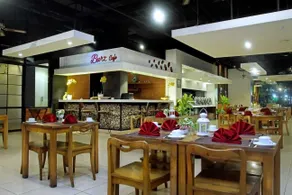 Burza Hotel - Restaurant